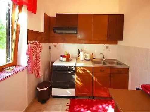Apartments Niki Pula 0*,  Croatia